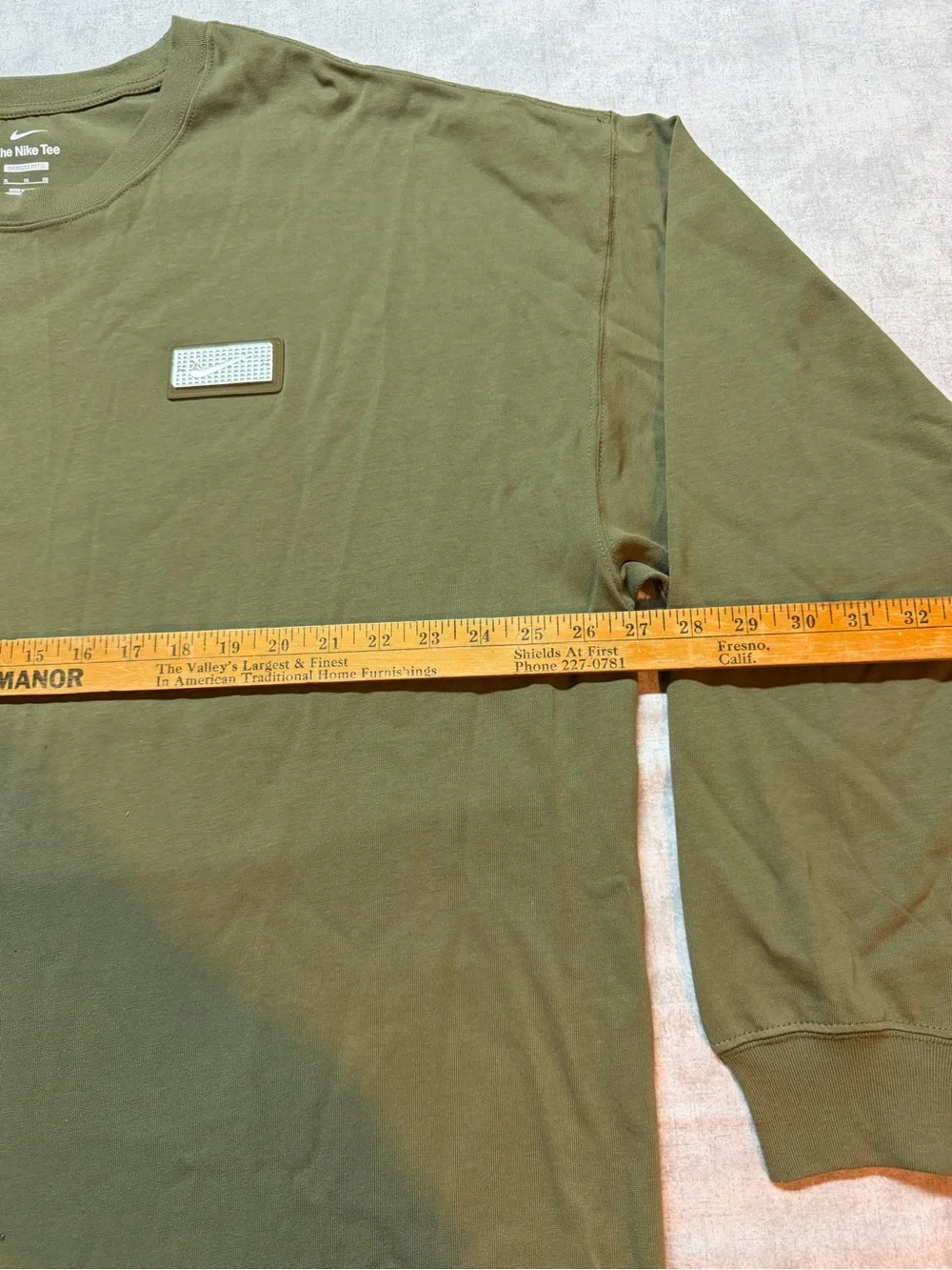 Nike The Nike Tee Men's Big & Tall XL Green Crew Neck Long Sleeve
